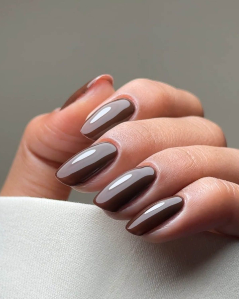 chocolate nails courtesy of nailsby.prachi